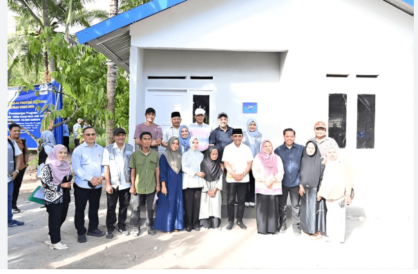 Dinas Perkimtan Sulteng Serahkan Bantuan Rehabilitasi Rumah Tidak Layak Huni (test)